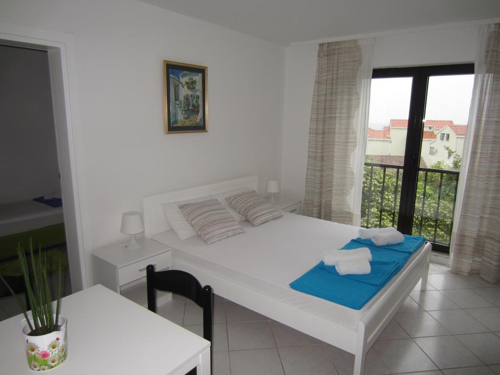 Apartments Minja Nerin Petrovac Exterior foto